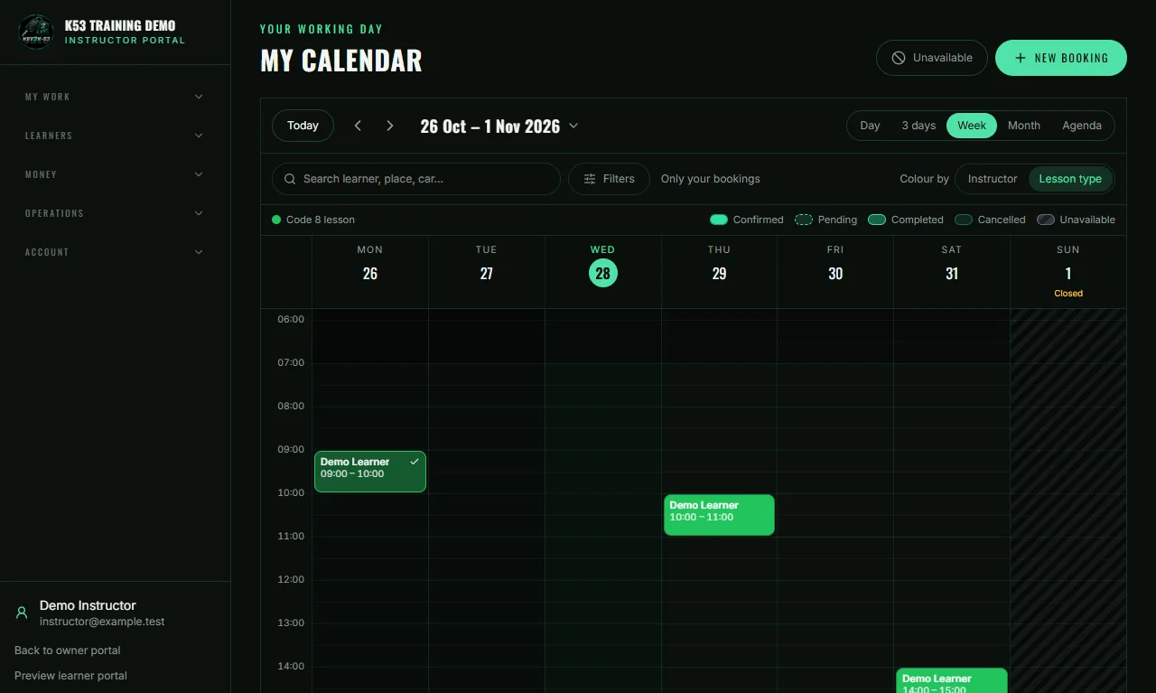 Instructor calendar of the demo school in week view, showing the instructor’s own lessons with a demo learner.